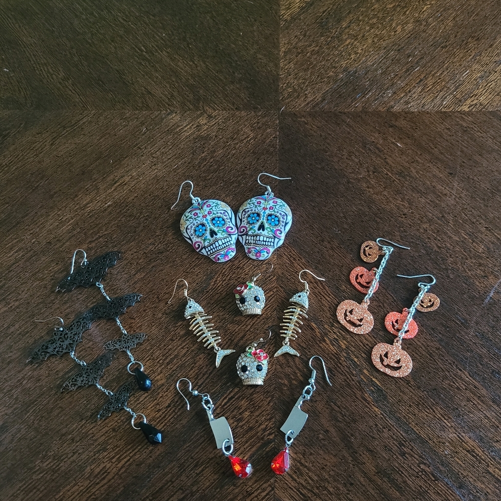 Halloween costume jewelry Bundle